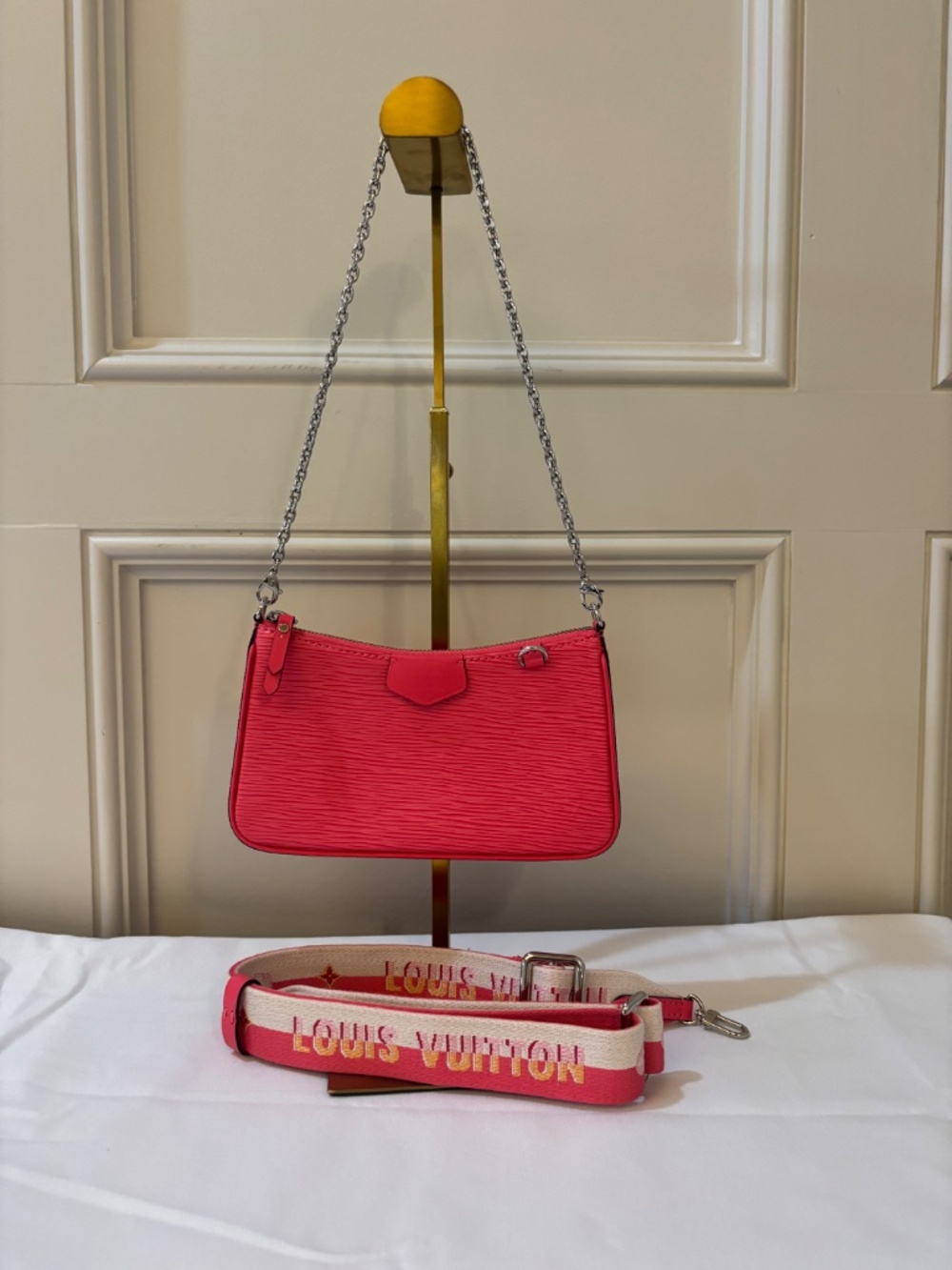 Louis Vuitton Epi Easy Pouch On Strap Dragonfruit with Guitar Strap Pre-Owned